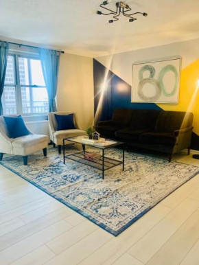 Downtown Condo! Private Balcony! PT10F